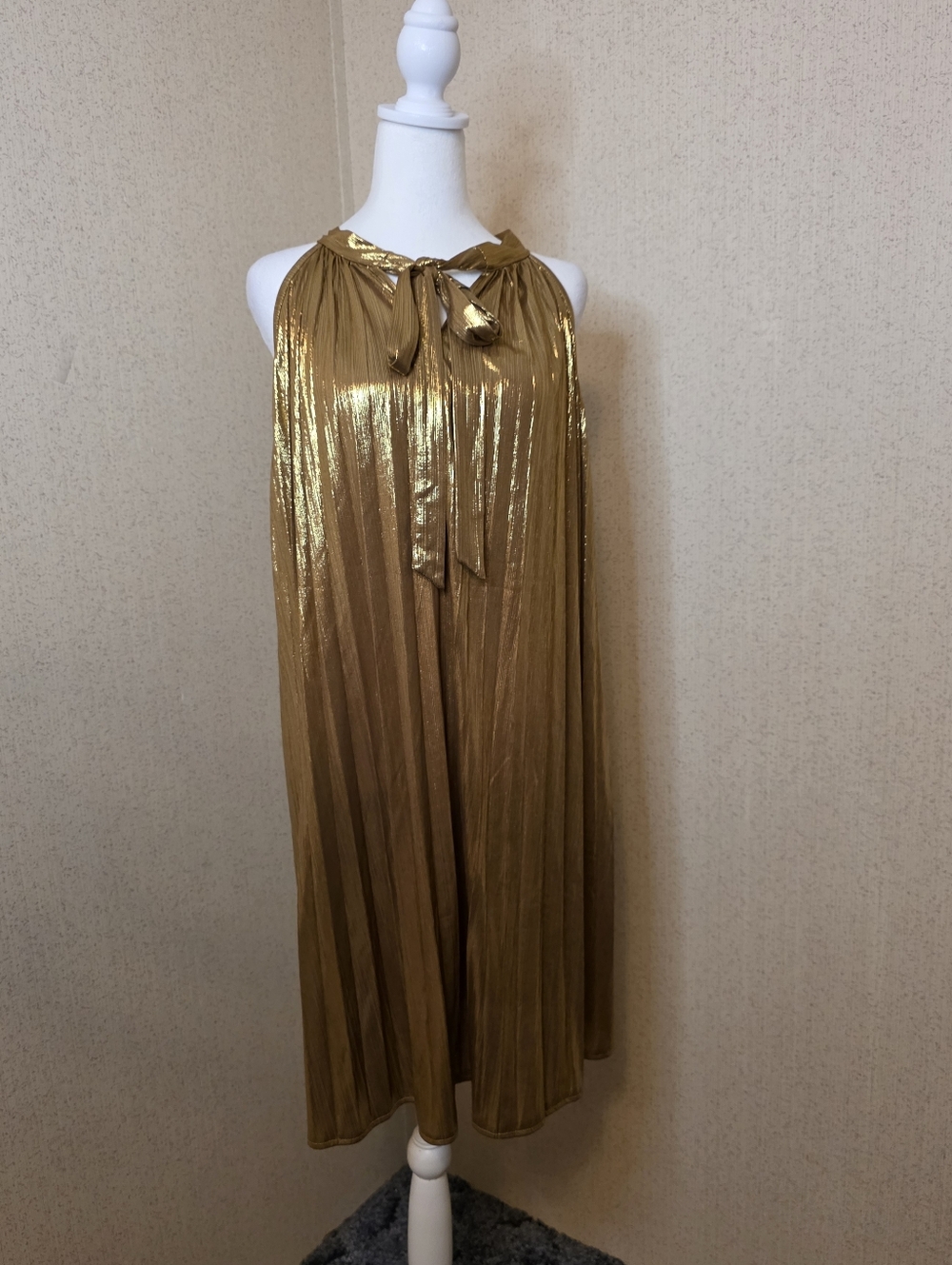 Shein Curve Womens Gold Metallic Pleated Halter-neck Midi/Maxi Dress SZ: XL